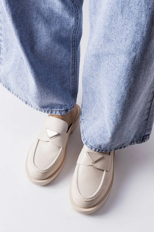 Bēšas Berkshire flip-Flops ar slēgtu...