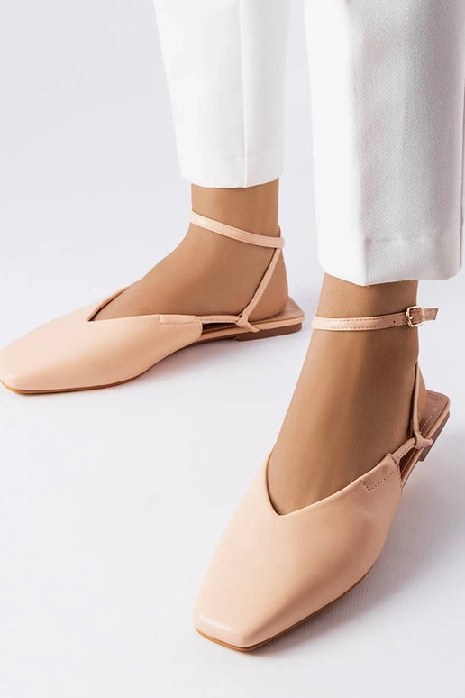 Rozā sandales ar slēgtu purngalu Jehova