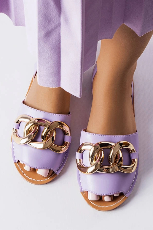 Violetas Germaine ķēdes izrotātas...