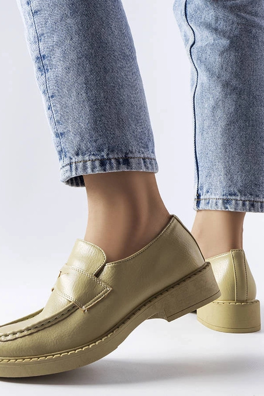 Zaļie eleganti ādas kurpes ar biezu...