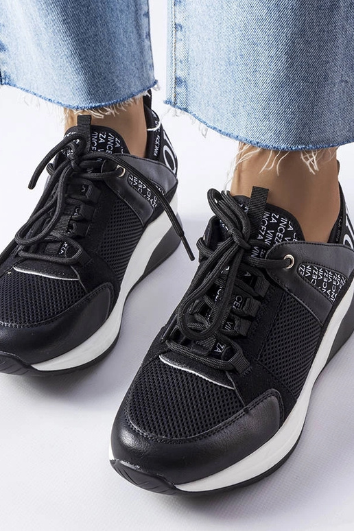 Melnbaltas Vinceza kedas