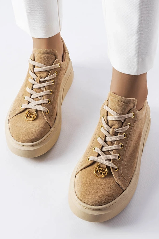 Smilšu krāsas zamšas sporta apavi,...