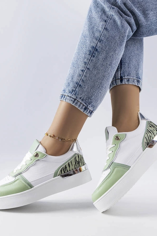 Zaļas kedas uz Tooele platformas