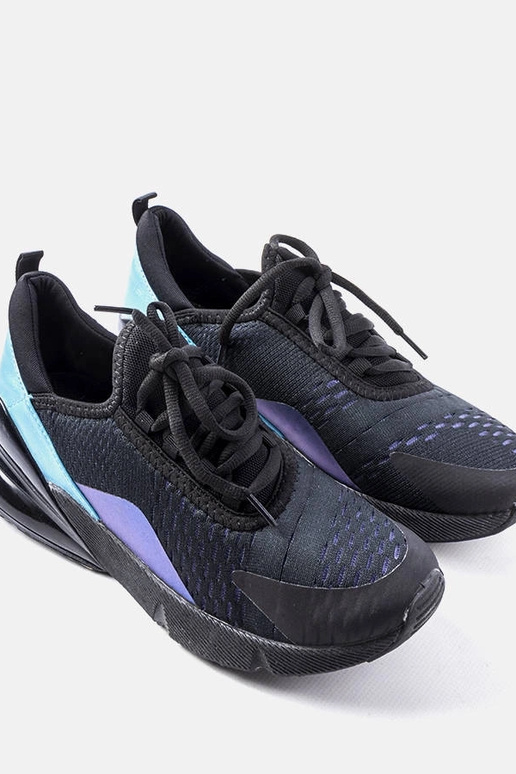 Melnas Pellius sporta kedas