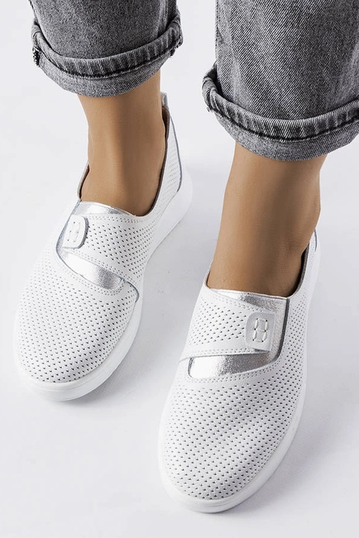 Ethels baltas perforētas ādas kedas