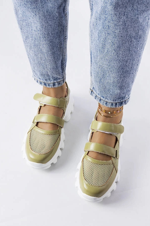 Zaļas kedas ar masīvu Djurs zoli