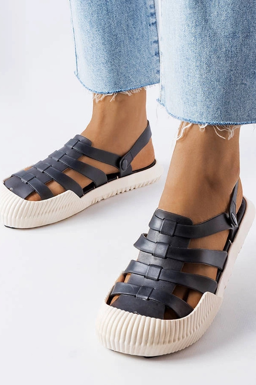 Melnas gumijas Canton sandales