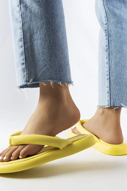 Dzeltenas, kuplas Smithfield flip-flops