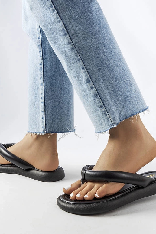 Melnas, kuplas Smithfield flip-flops