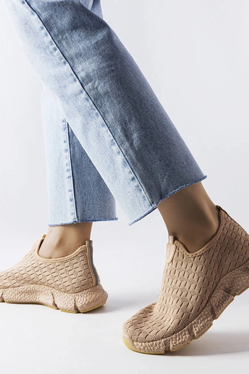 Bēšas sporta kedas Obenor slip-on