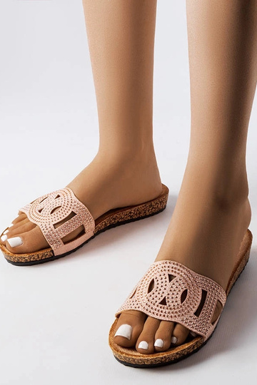 Rozā flip-flops, kas dekorētas ar Lagacé rhinestones