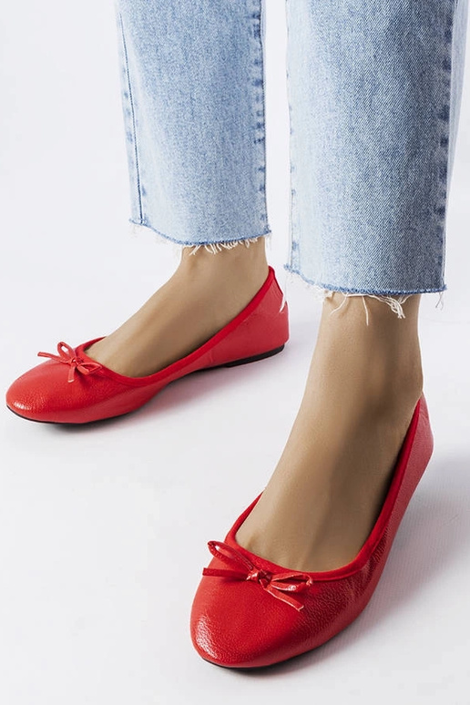 Sarkani baleta lakas ar banti...