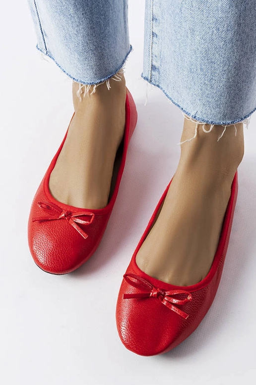 Sarkani baleta lakas ar banti...