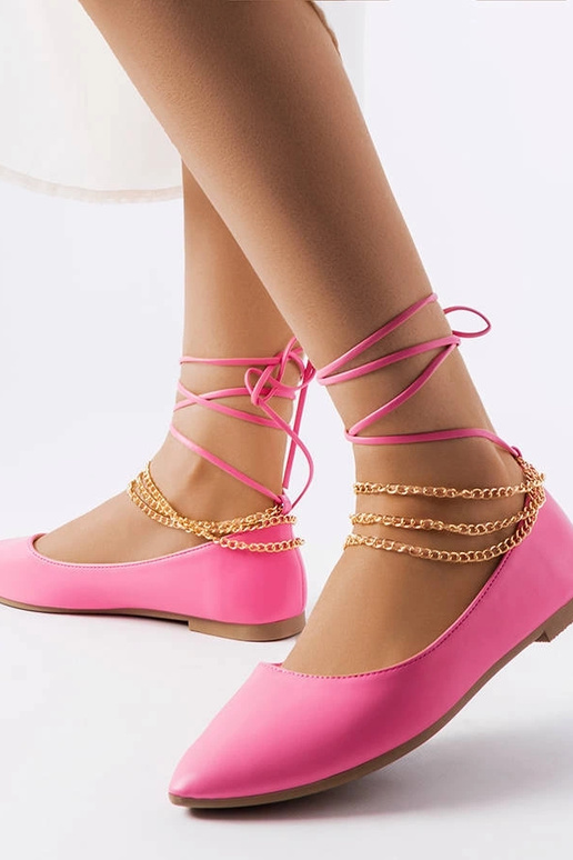 Rozā balerīnas ar dekoratīvu aizdari...