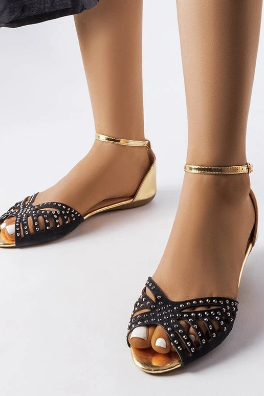 Melnas ažūra sandales ar cirkoniem...