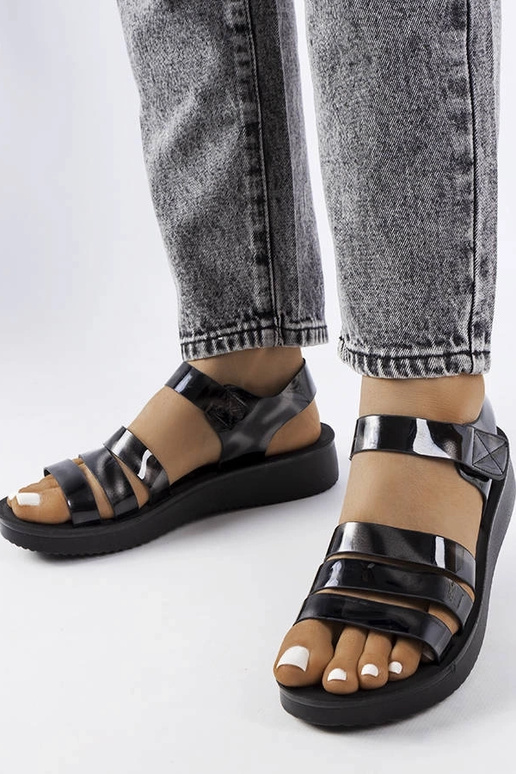 Covillon melnas lakādas ķīļveida...