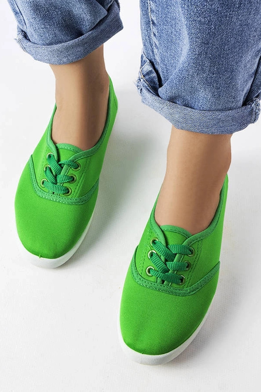 Zaļas Lafayette kedas