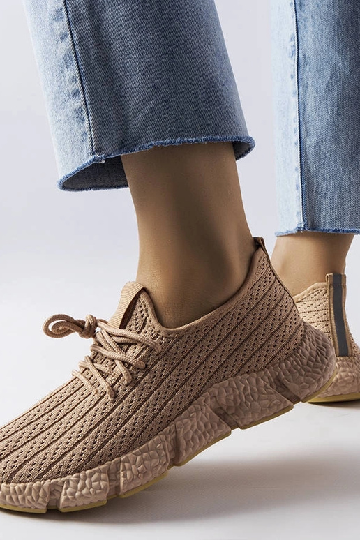 Élodie bēšas sporta kedas