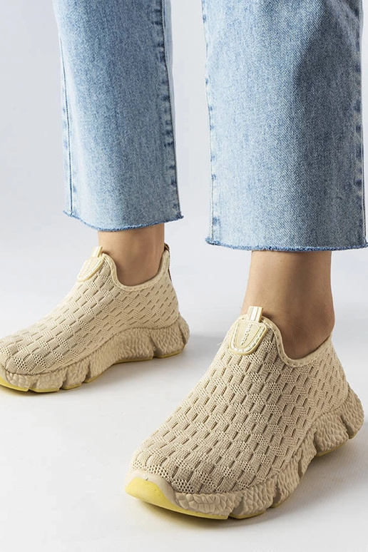 Gaiši bēšas Obenor uzvelkamas sporta...