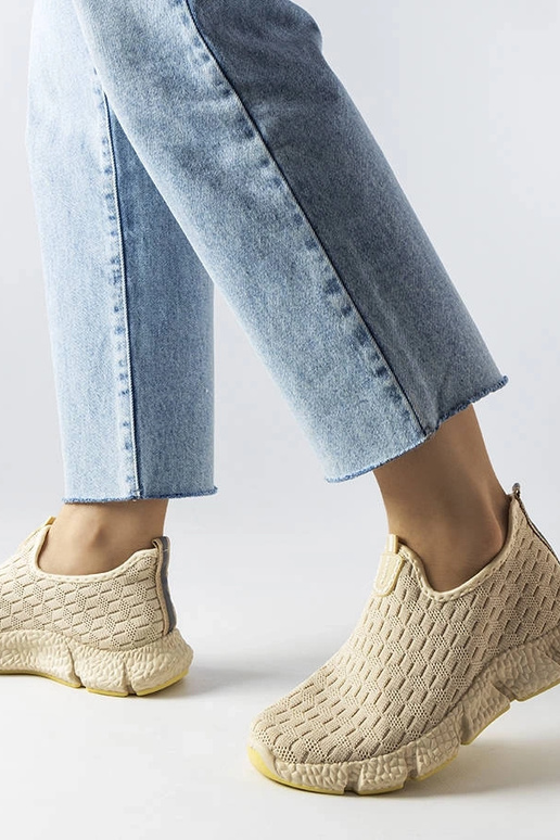 Gaiši bēšas Obenor uzvelkamas sporta...