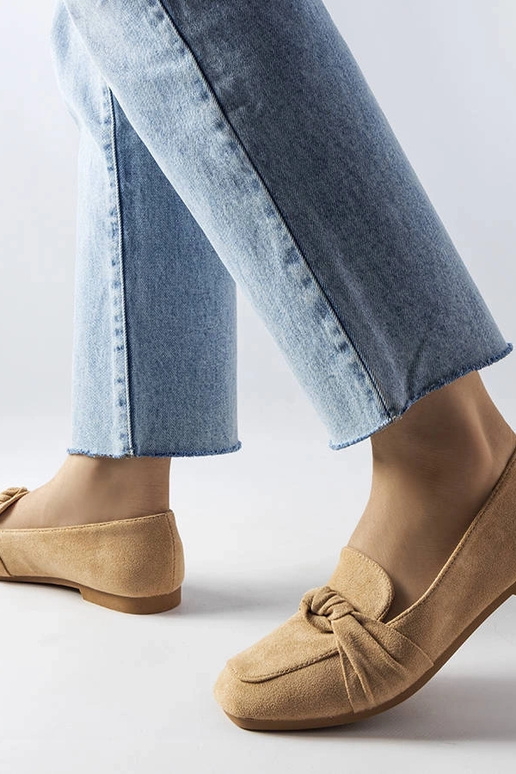 Bēšie Samika klaipi