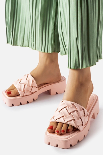 Rozā Lora flip-flops ar...