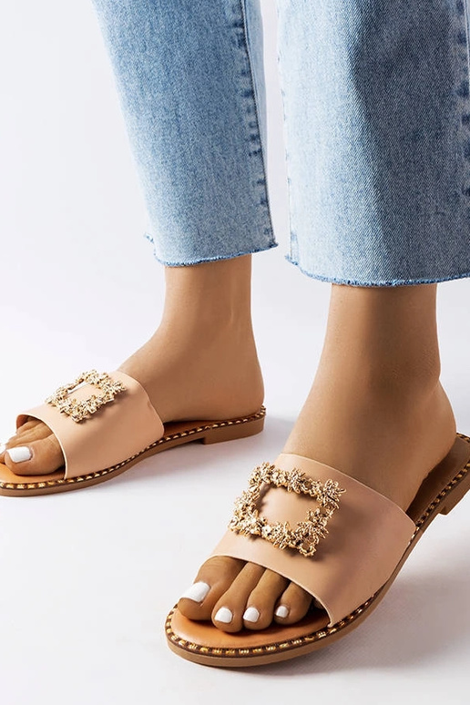 Smilšu krāsas čības ar dekorāciju,...