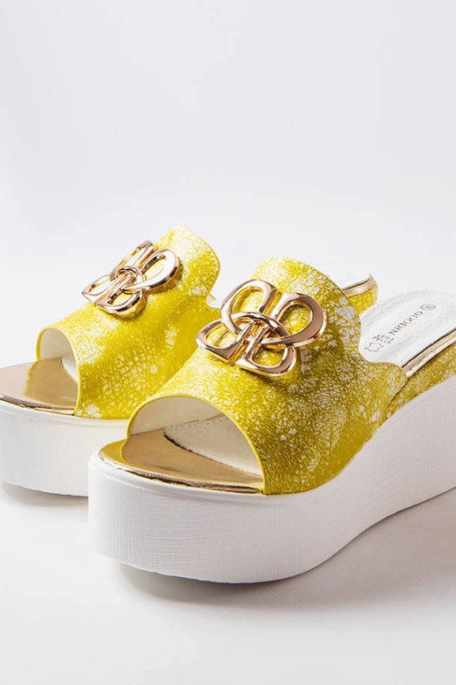 Dzeltenas Havanna ķīļveida sandales