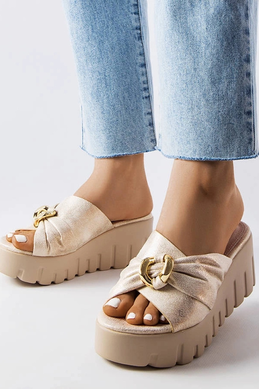 Laura zelta sieviešu sandales