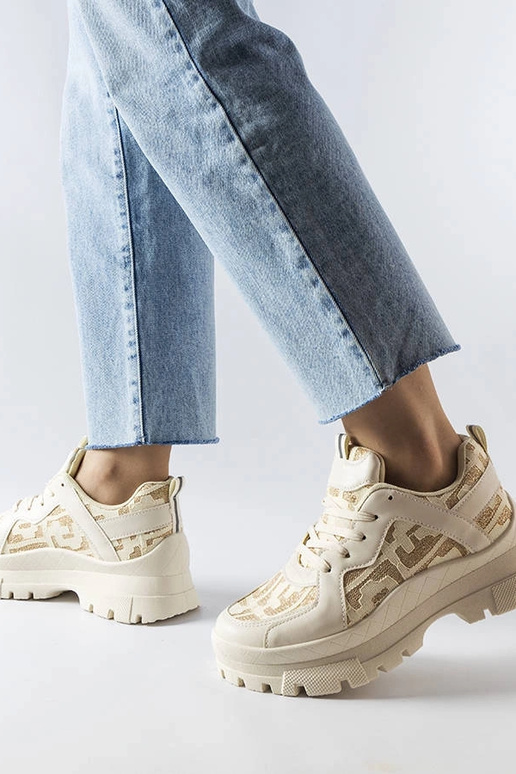 Bēšas, kuplas Brunswick kedas