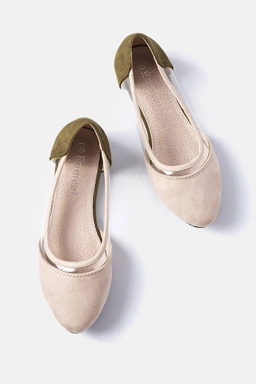 Kortes rozā un zaļas zamšādas baleta...