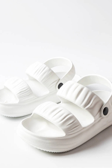 Griffin White Foam Flip-Flops 2