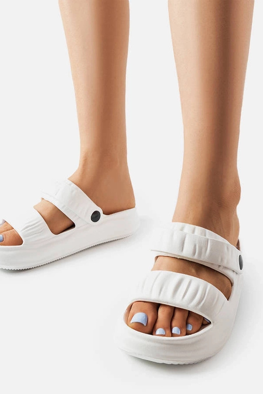 Griffin White Foam Flip-Flops