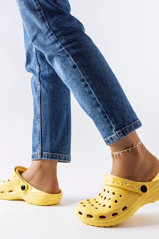 Kleist Yellow Foam Closed Toe Flip-Flops