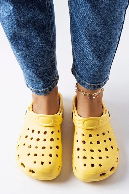 Kleist Yellow Foam Closed Toe Flip-Flops