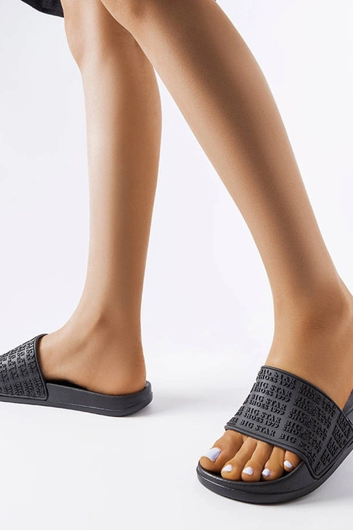 Melni čības, „Big Star LL274A147"