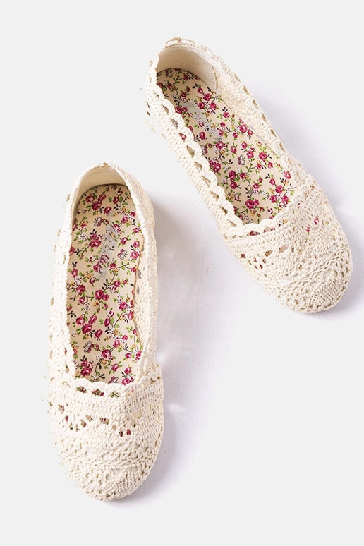 Bēšā krāsā tamborētas mazuļu baleta... Bēšā krāsā tamborētas mazuļu baleta...