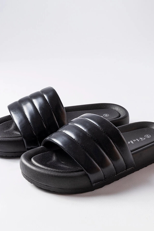 Melnas ikdienas flip-flops Skillen