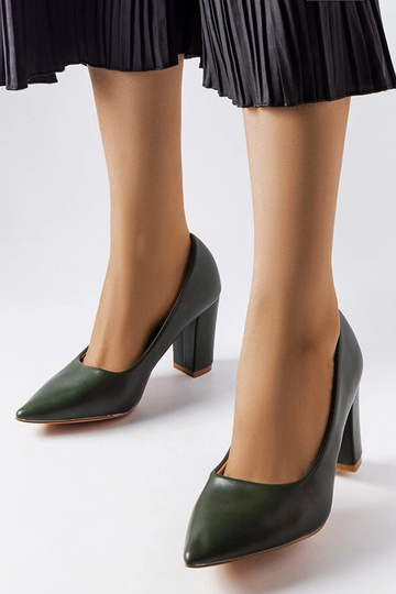 Maurelle Green pumpas ar papēdi