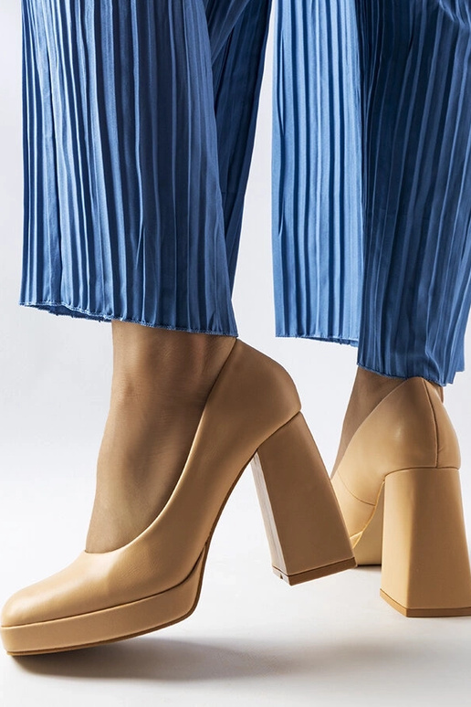 Bēšas pumpas ar augstu papēdi Mailly