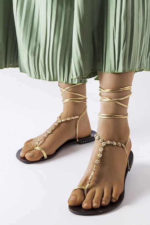 Troghi zelta sandales ar cirkoniem