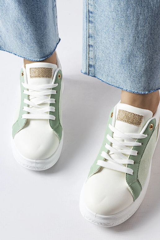 Baltas un zaļas kurpes ar zelta...