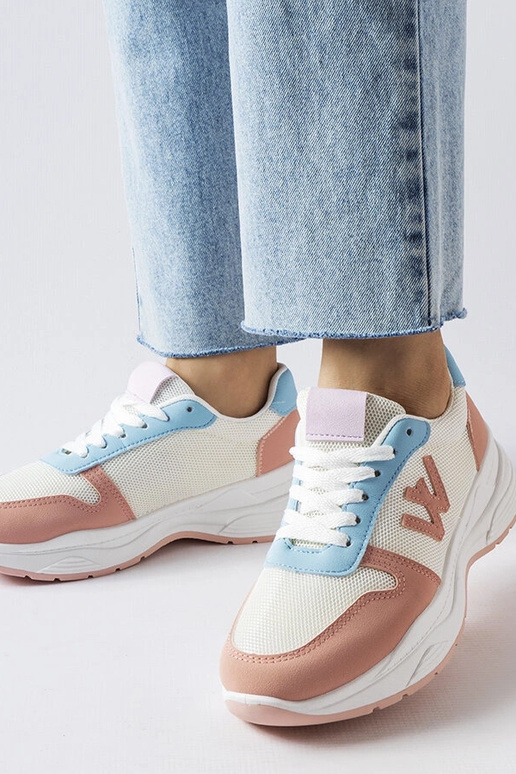 Balti-rožā-melni sporta apavi, „Teresio"