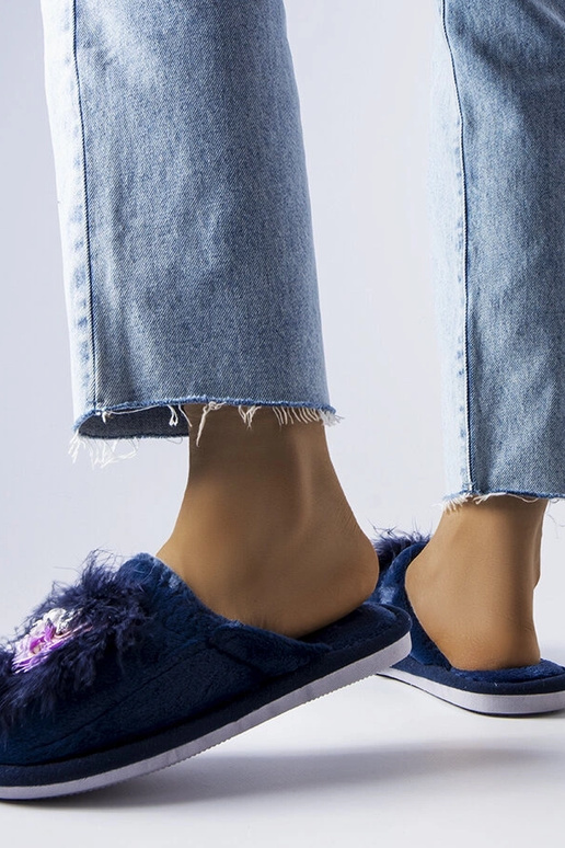 Tumši zilas siltas čības ar ziediem Moly