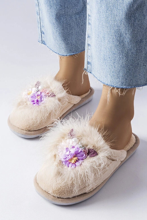 Bēšas sieviešu čības Moly