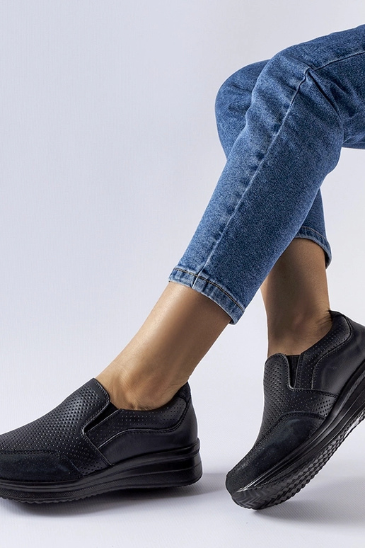 Melnas ažūra čības Rhéaume