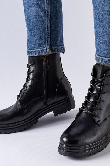 Melnas ziemas trekinga...