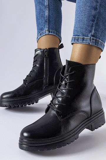 Melnas ziemas trekinga... 2