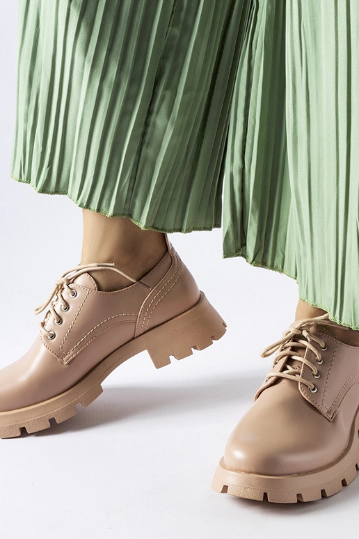 Bēšas Charleston apavi ar matētu apdari