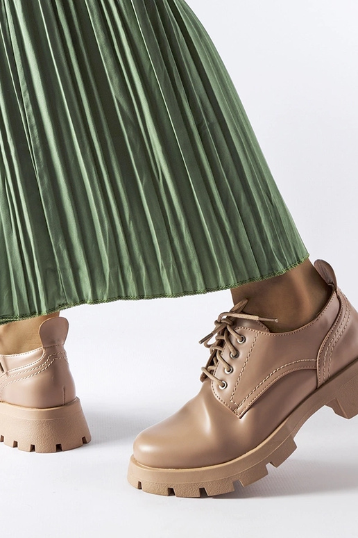 Bēšas Charleston apavi ar matētu apdari